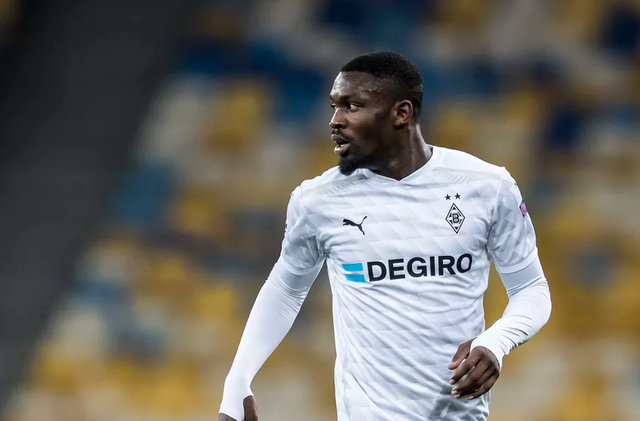 同时塑造了 同时塑造了