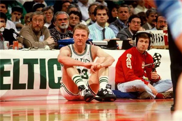 这一事件甚 这一事件甚